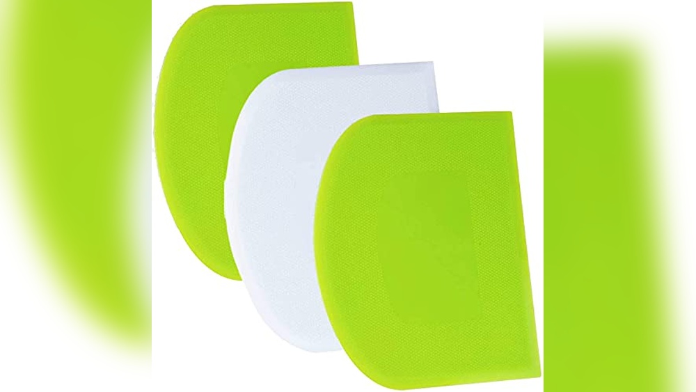 Top 5 Best Bench Scrapers for Dough Handling And Countertop Cleanup